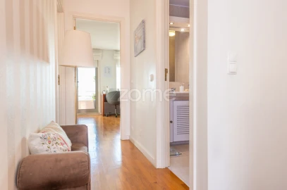 Apartamento T5 para Venda em Cedofeita, Santo Ildefonso, Sé, Miragaia, São Nicolau e Vitória