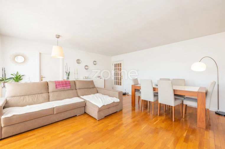 Apartamento T5 para Venda em Cedofeita, Santo Ildefonso, Sé, Miragaia, São Nicolau e Vitória Foto 6