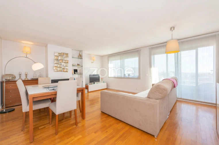 Apartamento T5 para Venda em Cedofeita, Santo Ildefonso, Sé, Miragaia, São Nicolau e Vitória Foto 5