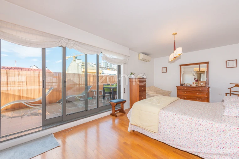 Apartamento T5 para Venda em Cedofeita, Santo Ildefonso, Sé, Miragaia, São Nicolau e Vitória Foto 43