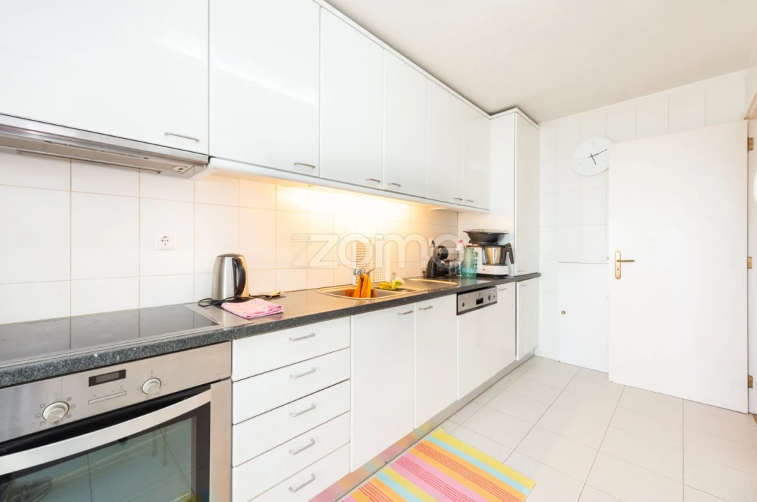 Apartamento T5 para Venda em Cedofeita, Santo Ildefonso, Sé, Miragaia, São Nicolau e Vitória Foto 11