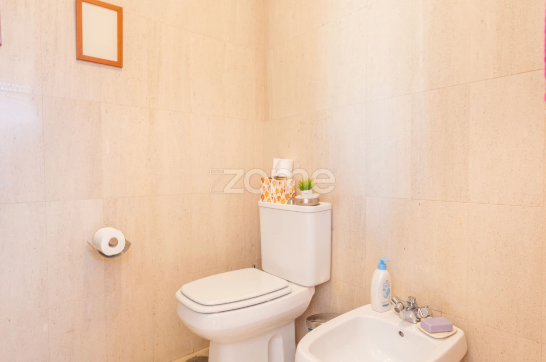 Apartamento T5 para Venda em Cedofeita, Santo Ildefonso, Sé, Miragaia, São Nicolau e Vitória Foto 42