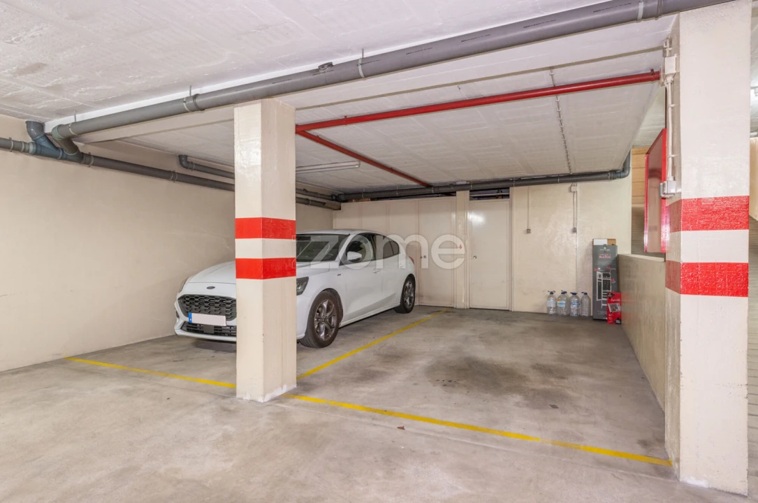 Apartamento T5 para Venda em Cedofeita, Santo Ildefonso, Sé, Miragaia, São Nicolau e Vitória Foto 48