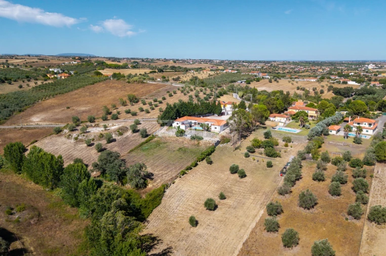 Quinta T4 para Venda em Moçarria Foto 59
