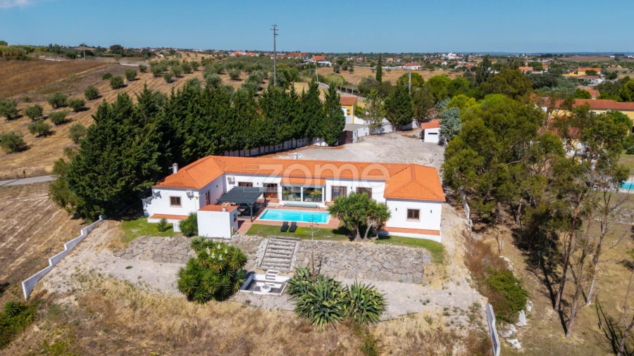 Quinta T4 para Venda em Moçarria