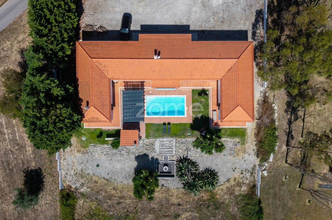 Quinta T4 para Venda em Moçarria Foto 48
