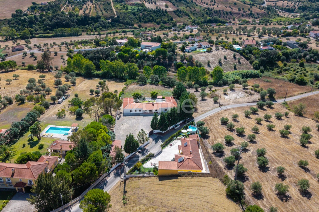 Quinta T4 para Venda em Moçarria Foto 57