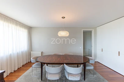 Apartamento T4 para Venda em Matosinhos e Leça da Palmeira