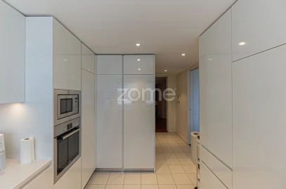 Apartamento T4 para Venda em Matosinhos e Leça da Palmeira