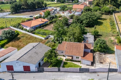 Moradia T3 para Venda em São Romão de Neiva