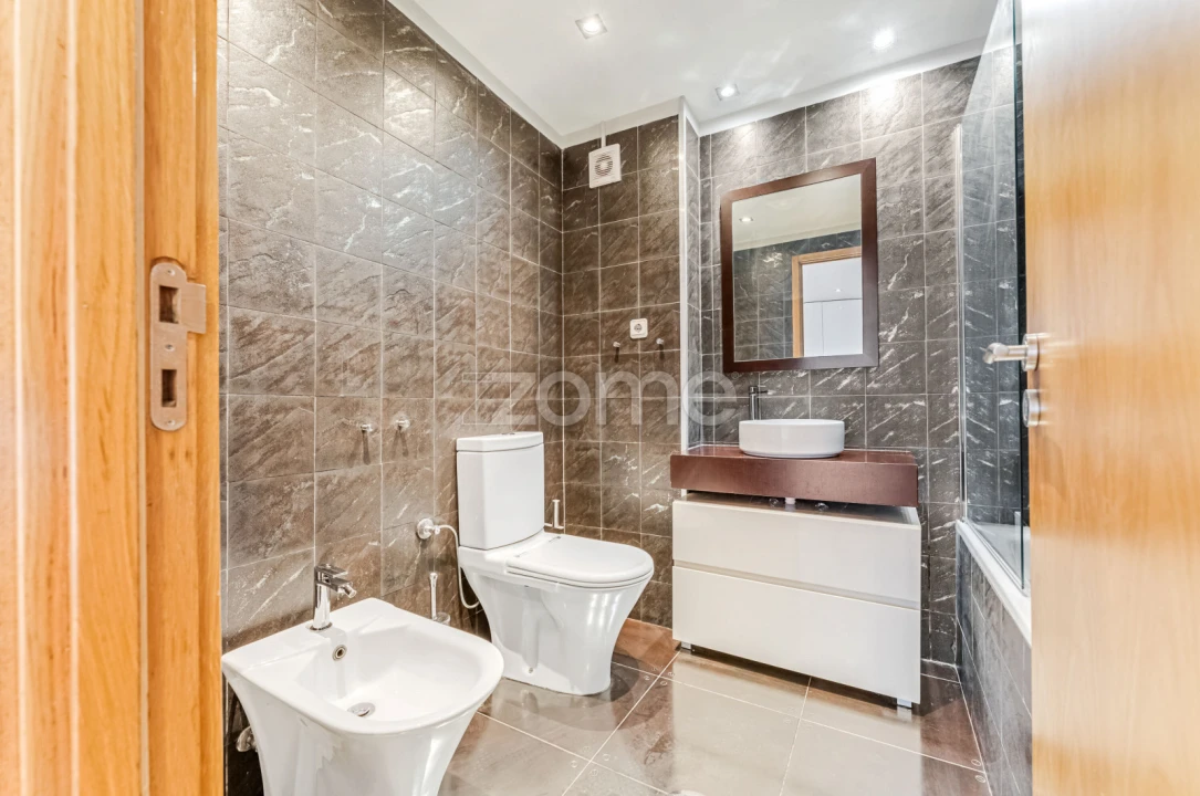 Apartamento T3 para Venda em Gondomar (São Cosme), Valbom e Jovim Foto 24