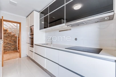 Apartamento T3 para Venda em Gondomar (São Cosme), Valbom e Jovim