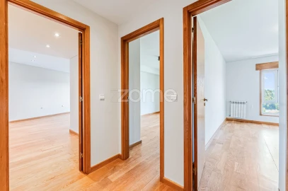 Apartamento T3 para Venda em Gondomar (São Cosme), Valbom e Jovim