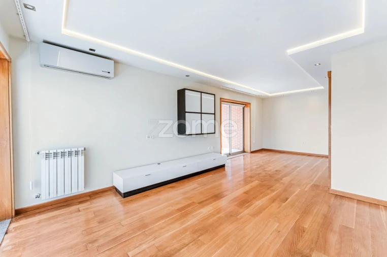 Apartamento T3 para Venda em Gondomar (São Cosme), Valbom e Jovim Foto 5