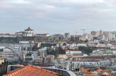 Moradia T12 para Venda em Cedofeita, Santo Ildefonso, Sé, Miragaia, São Nicolau e Vitória