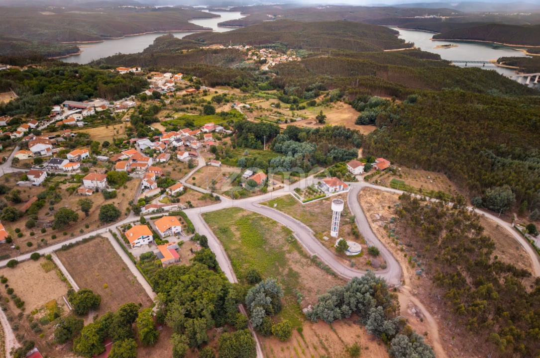 Terreno para Venda em Santa Comba Dão e Couto do Mosteiro Foto 6