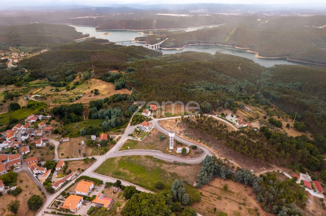 Terreno para Venda em Santa Comba Dão e Couto do Mosteiro Foto 10