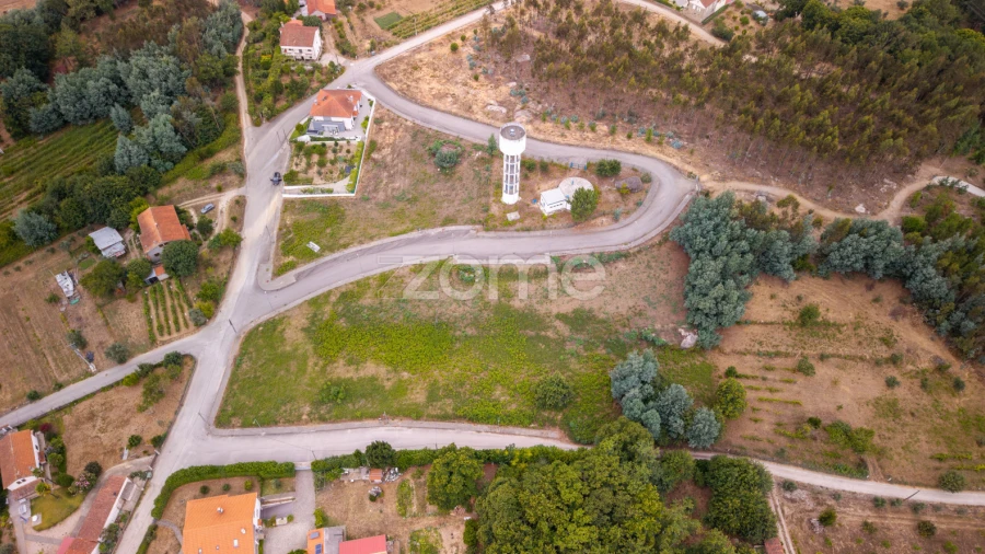 Terreno para Venda em Santa Comba Dão e Couto do Mosteiro