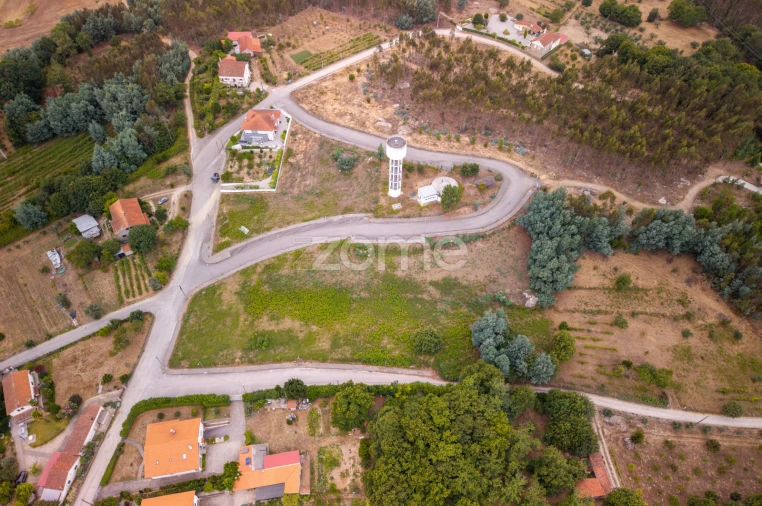 Terreno para Venda em Santa Comba Dão e Couto do Mosteiro Foto 5