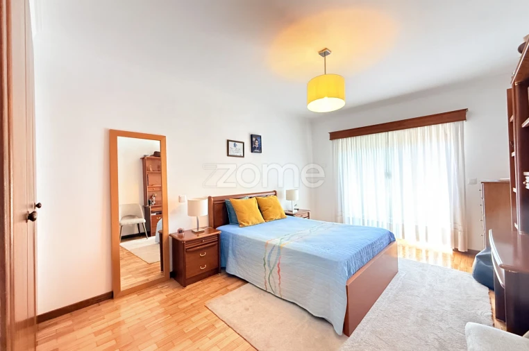 Apartamento T2 para Venda em Landim Foto 15