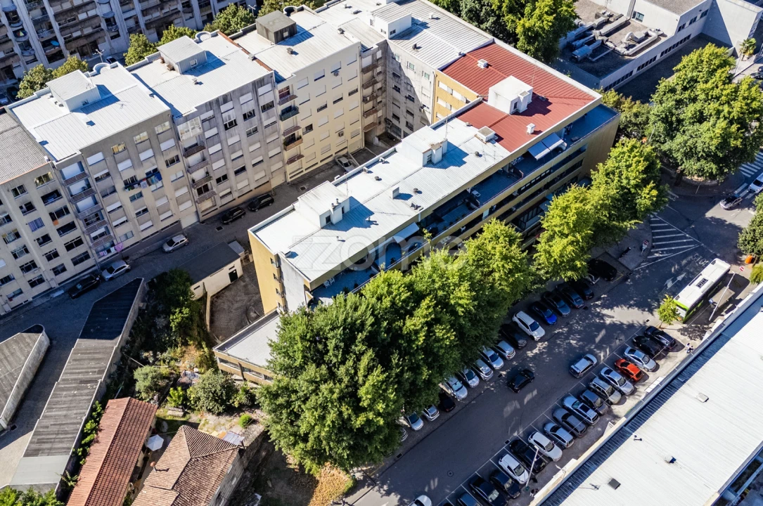 Apartamento T3 para Venda em Caldelas Foto 31