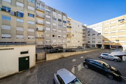 Apartamento T3 para Venda em Caldelas