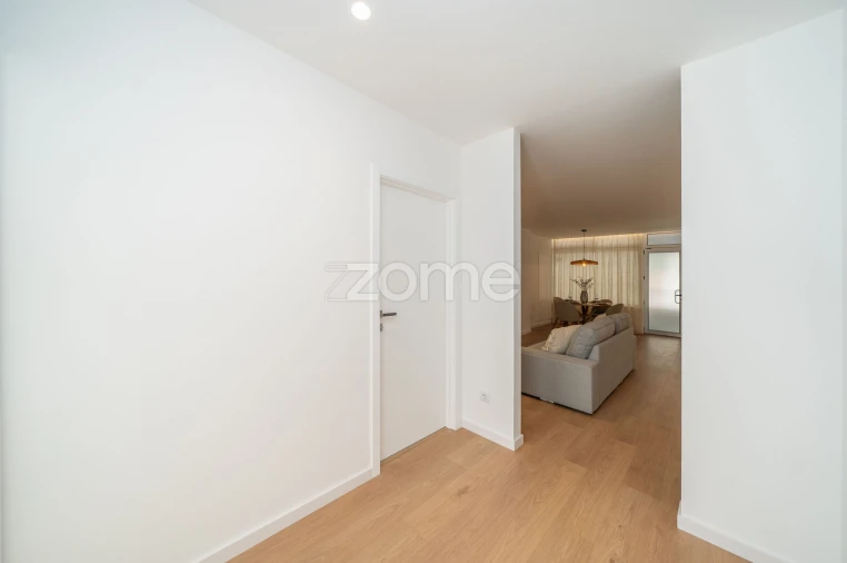 Apartamento T3 para Venda em Caldelas Foto 27