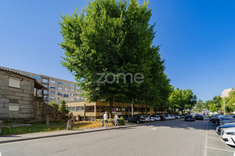 Apartamento T3 para Venda em Caldelas Foto 40