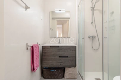 Apartamento T2 para Venda em São Domingos de Benfica