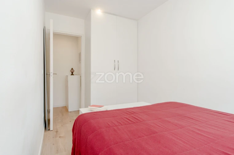 Apartamento T2 para Venda em São Domingos de Benfica Foto 16