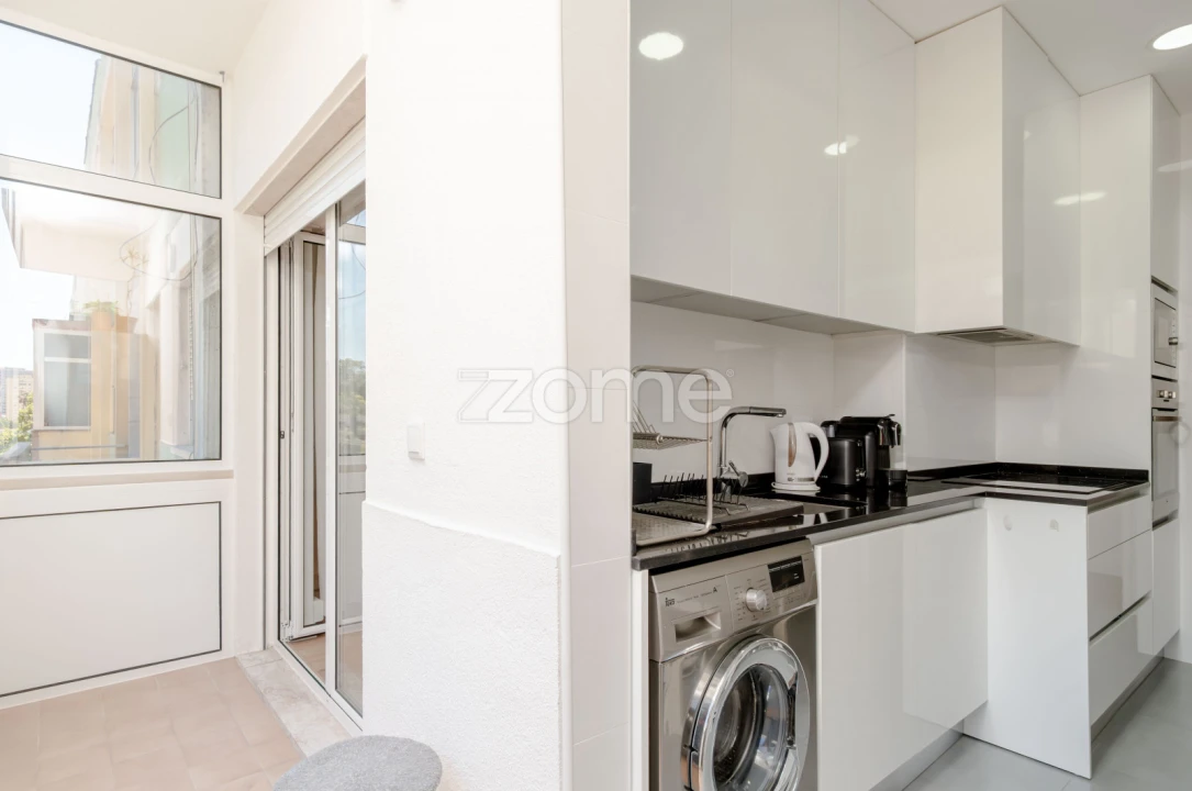 Apartamento T2 para Venda em São Domingos de Benfica Foto 12