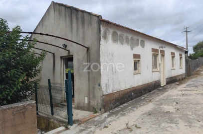 Moradia T6 para Venda em Minde