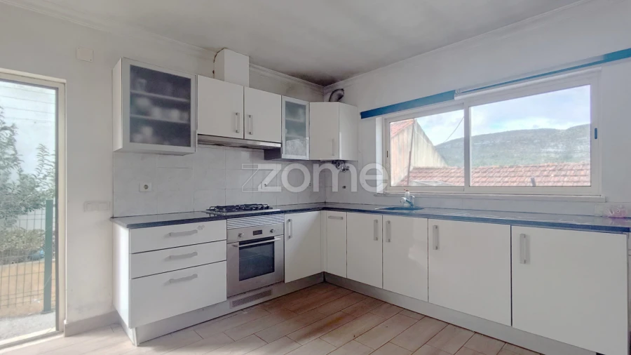 Moradia T6 para Venda em Minde