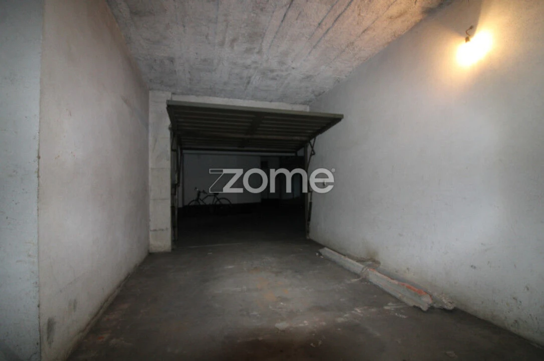 Garagem para Arrendamento em Leiria, Pousos, Barreira e Cortes Foto 14