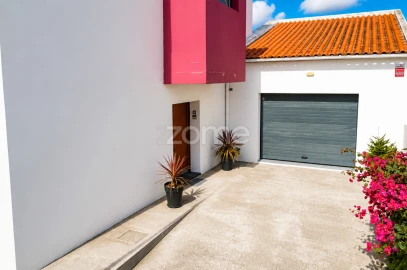 Moradia T3 para Venda em Fajã de Cima