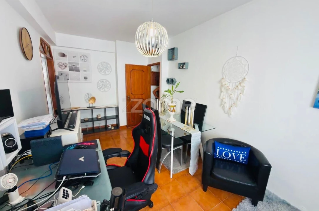 Apartamento T1 para Venda em Alcabideche Foto 11