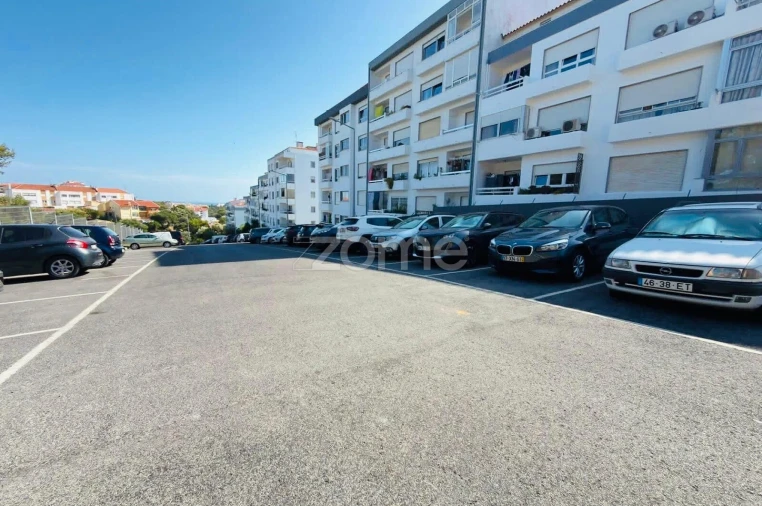 Apartamento T1 para Venda em Alcabideche Foto 16