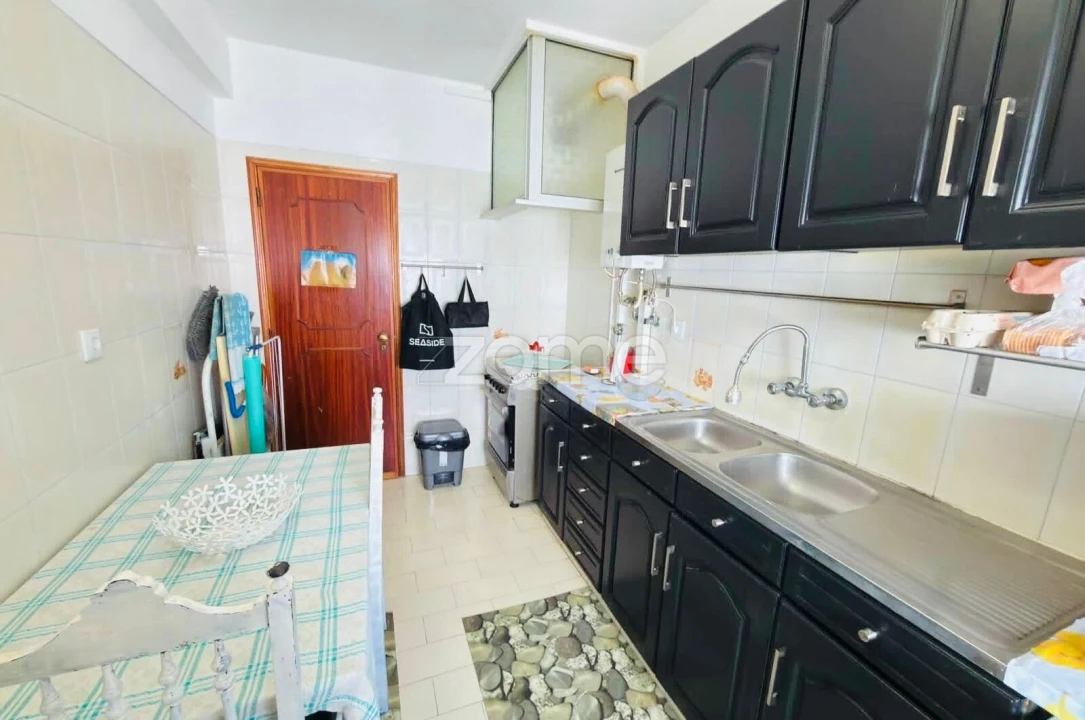 Apartamento T1 para Venda em Alcabideche Foto 8