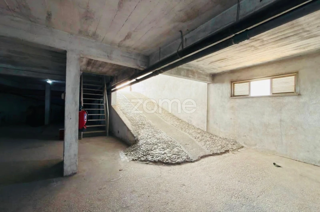 Apartamento T1 para Venda em Alcabideche Foto 21