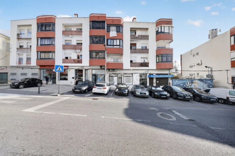 Negócio para Trespasse em Loures Foto 24