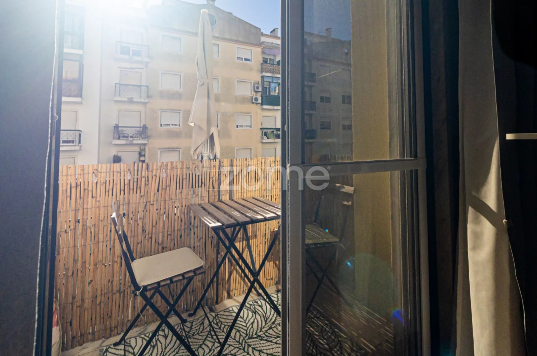 Apartamento T2 para Venda em Queluz e Belas Foto 6