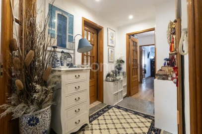 Apartamento T2 para Venda em Queluz e Belas
