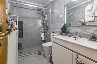 Apartamento T2 para Venda em Queluz e Belas