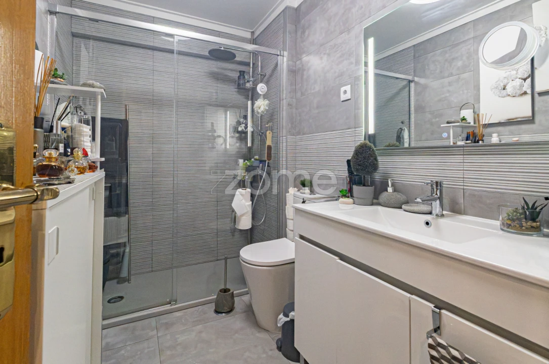 Apartamento T2 para Venda em Queluz e Belas Foto 19