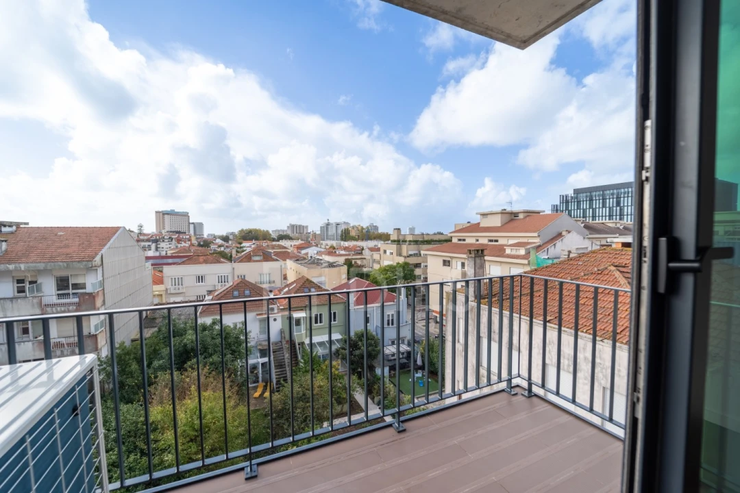 Apartamento T1 para Venda em Ramalde Foto 6