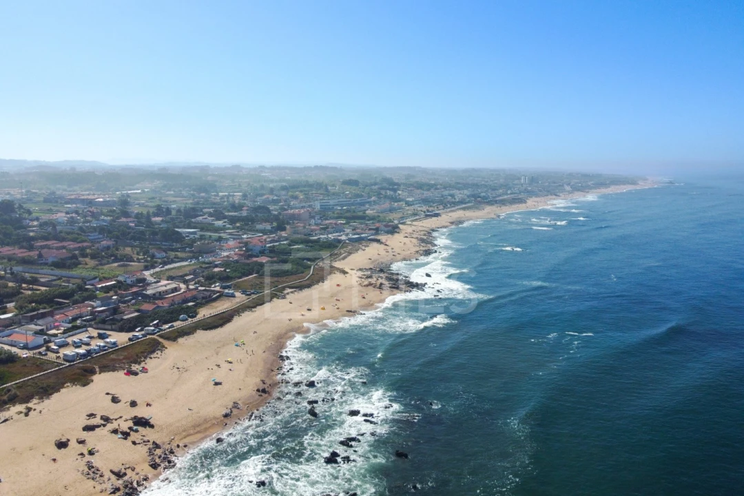 Apartamento T2 para Venda em Vilar de Andorinho Foto 20