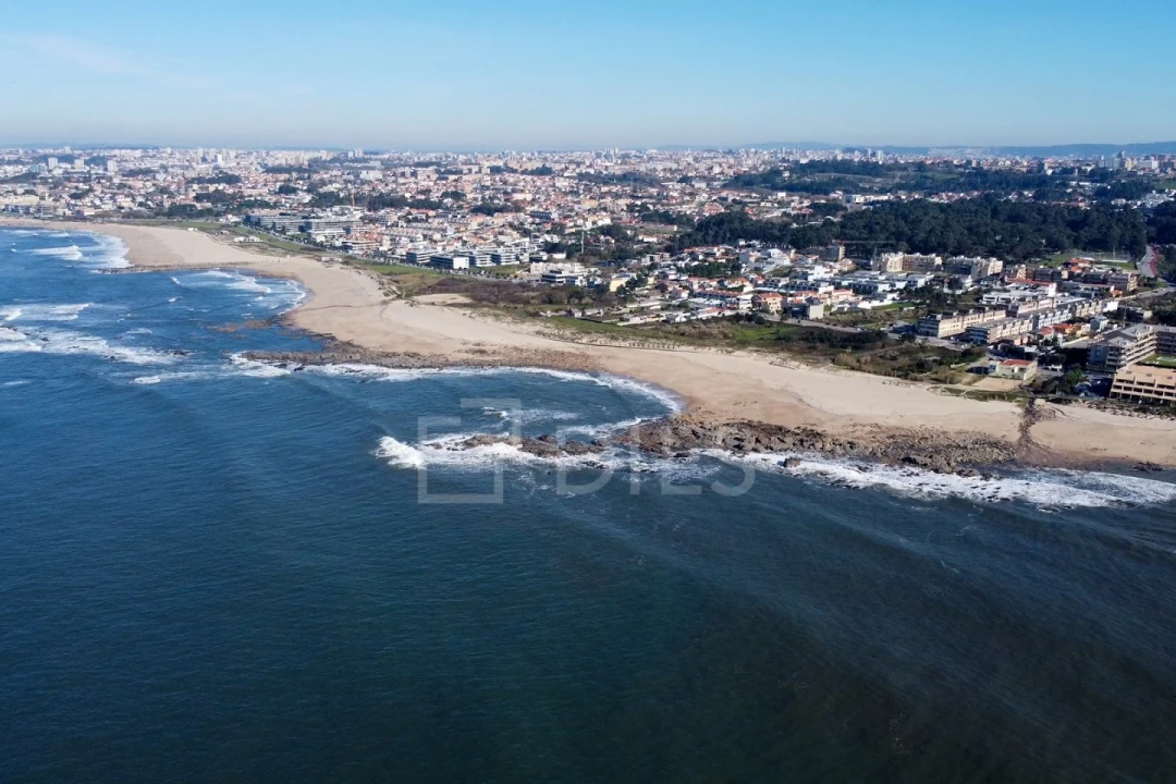 Apartamento T2 para Venda em Vilar de Andorinho Foto 14