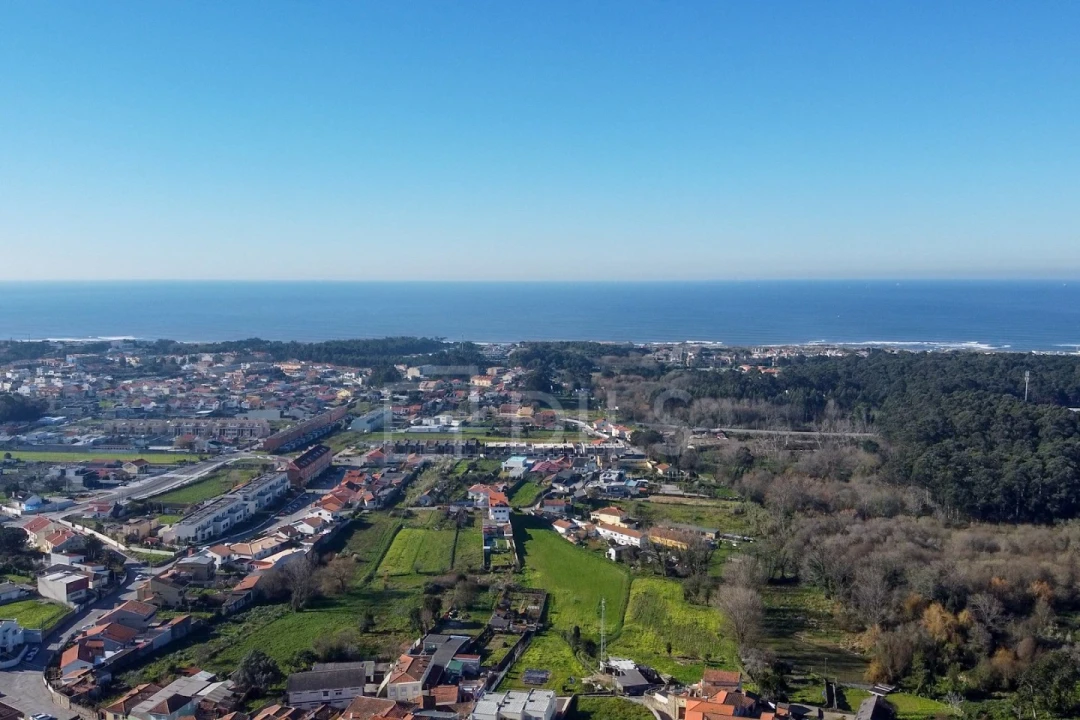 Apartamento T1 para Venda em Vilar de Andorinho Foto 13