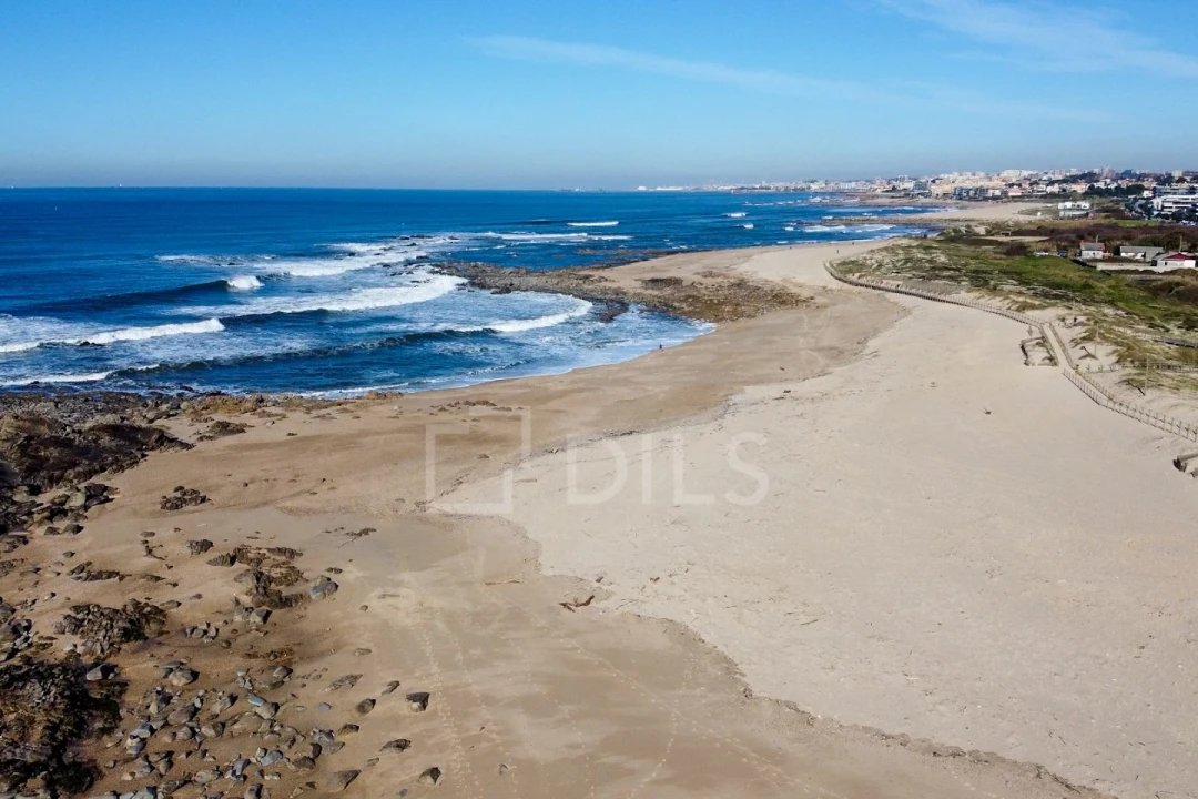 Apartamento T2 para Venda em Vilar de Andorinho Foto 16