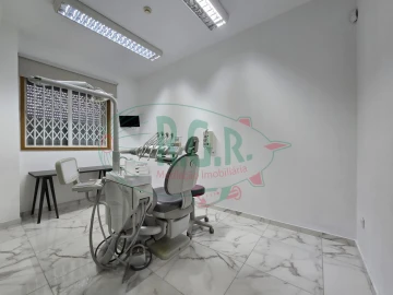 Loja para Arrendamento em Gondomar (São Cosme), Valbom e Jovim